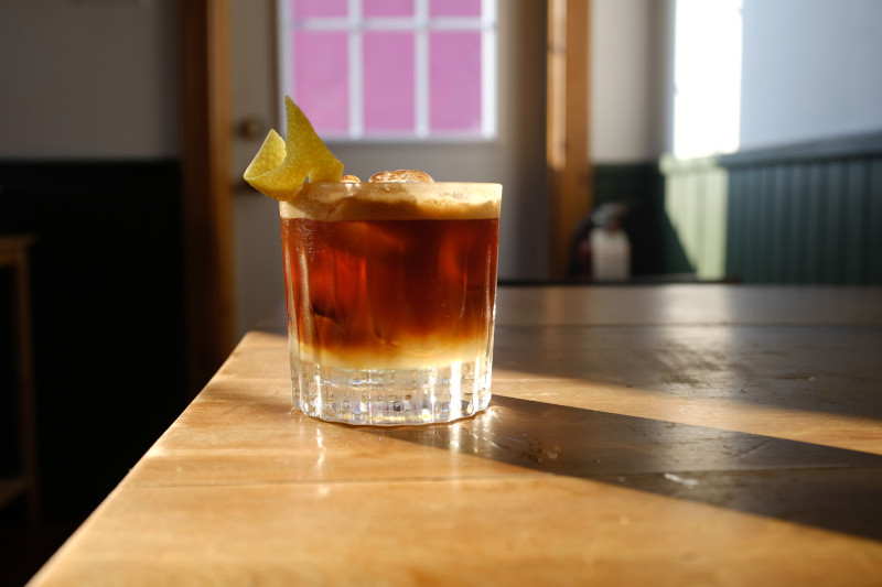 Cocktail préparé par Ève, co-propriétaire du restaurant Chez Renard